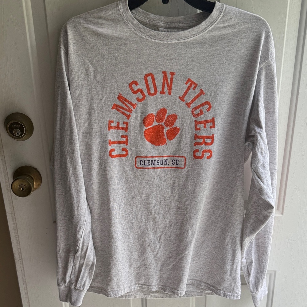 Hanes Light Gray Crew Neck Shirt